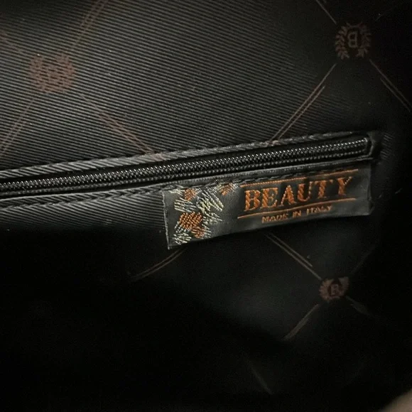 Beauty Brand Made in Italy women’s backpack - Picture 7 of 8